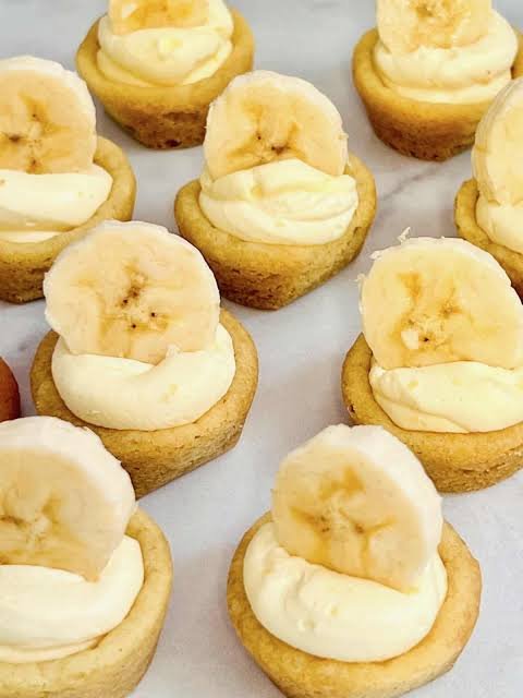 Banana Cream Pie Cookie Cups