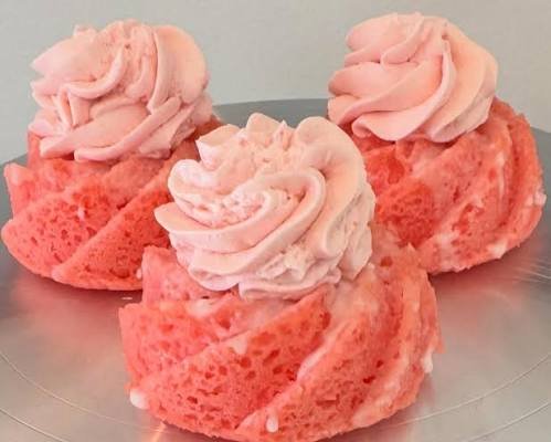 Easy Pink Champagne Mini Bundt Cakes Recipe
