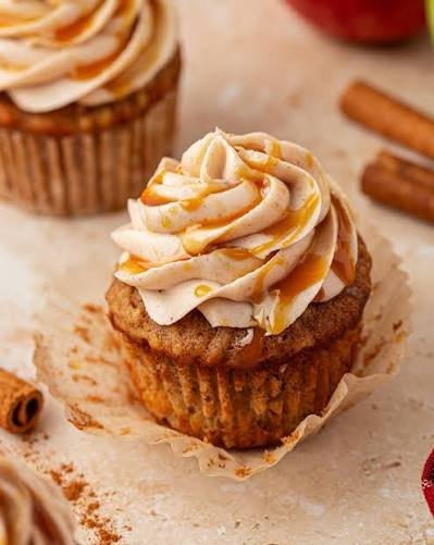 Easy Spiced Cupcakes With Vanilla Buttercream