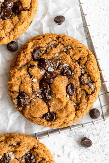 Soft and Chewy Gluten Free Chocolate Chip Cookies