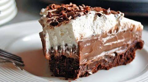 Brownie Bottom Oreo Mousse Pie