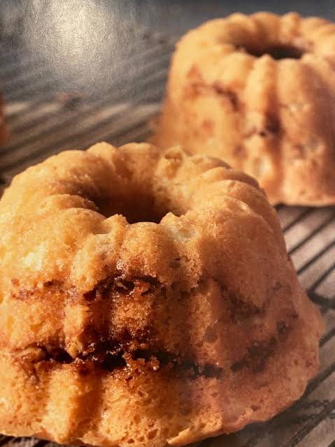 Classic Sour Cream Coffee Cake