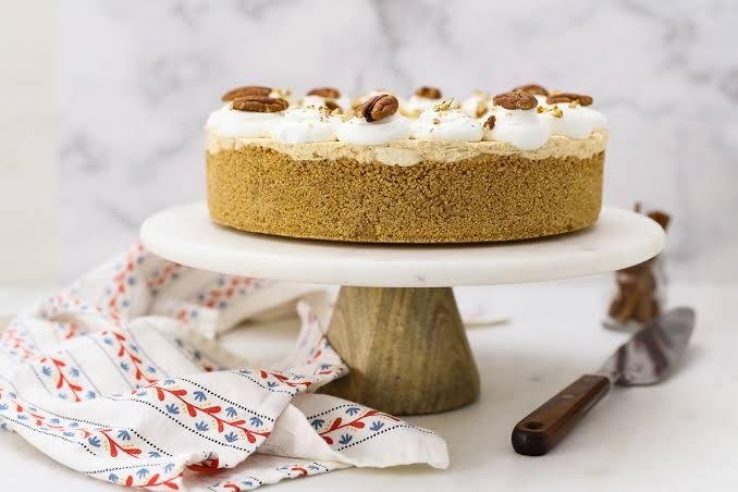 Creamy No Bake Pumpkin Mousse Cake With White Chocolate