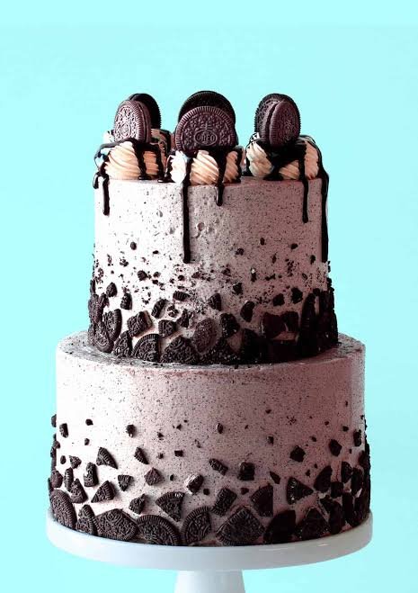 Double Cookies And Cream Cookie Cake