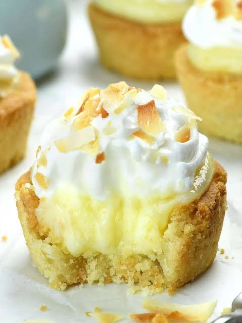 Coconut Cream Pie Cookie Cups
