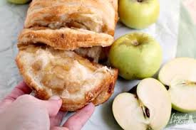 Maple Apple Pie Pull Apart Bread