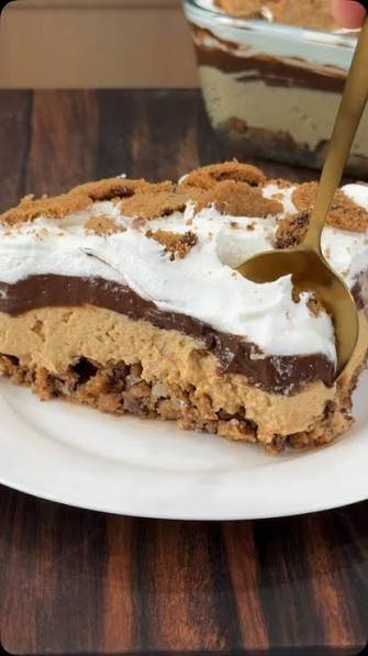 No Bake Chocolate Nutter Butter Mousse Pie.