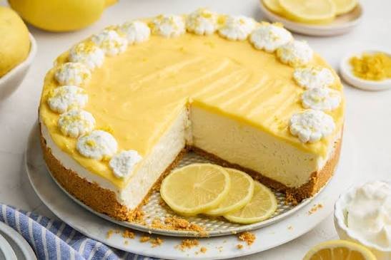 No Bake Lemon Macaroon Cheesecake