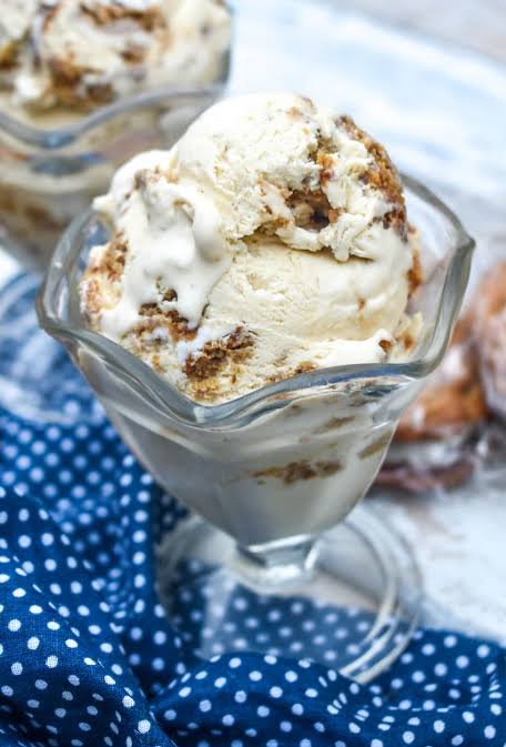 Oatmeal Cream Pie Ice Cream Pie