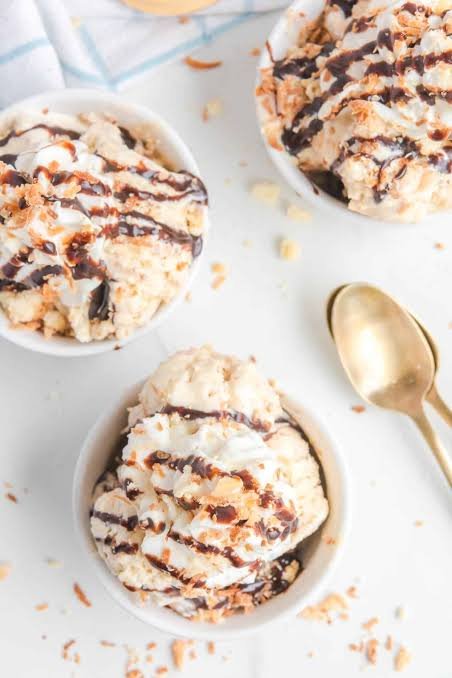 Samoa Cookie Ice Cream Cake.