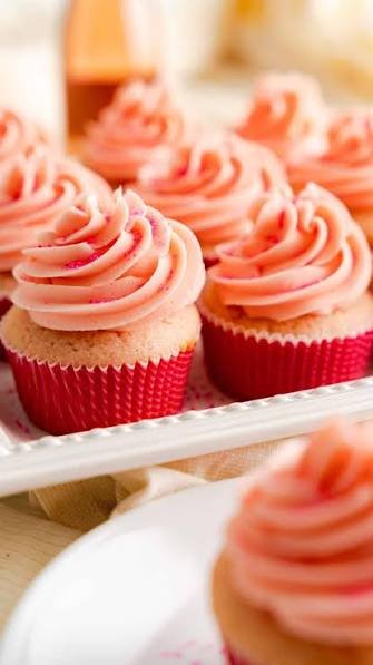 The Prettiest Pink Champagne Mini Bundt Cakes